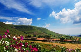 河北白石山风景区门票价格多少?白石山风景区玻璃栈道照片自驾图(5)