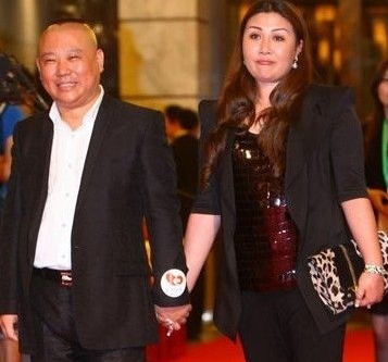 42岁郭德纲二胎得子近照,妻子王惠背景揭秘,盘点郭德纲几任妻子(2)