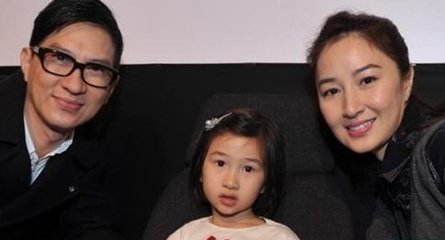 张家辉为什么娶关咏荷,几个孩子,女儿照片近况,和老婆