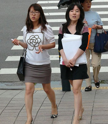 韩国女生整容前后照片,15岁女生整容变蛇妖照片爆红网络