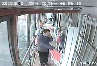 恋物癖男子偷女子内衣图,7岁男孩患上恋物癖,什么是恋物癖?(3)