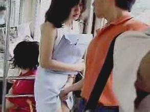 男子上海地铁吐痰被打, 男子地铁偷蹭女子大腿解女子内衣视频图