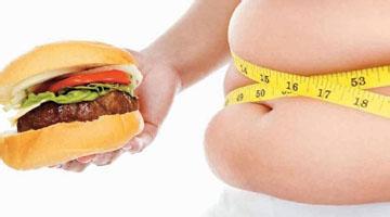 中国首胖东北女子体重488斤 世界最胖女体重破1400斤