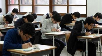 2016年韩国高考开考全民护航,世界各国高考制度大盘点(5)