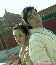杨幂骂胡歌微博图遭扒, 揭两人被曝交往三年是真的吗分手真实内幕(2)