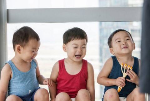 超人回来了宋一国三胞胎儿子爆红, 三胞胎儿子名字叫什么私照曝光(2)