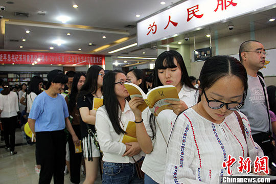 六小龄童有徒弟吗?六小龄童为什么不愿收徒是想女儿继承猴戏吗?(3)