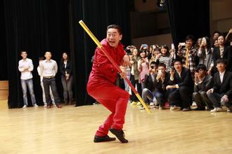 六小龄童有徒弟吗?六小龄童为什么不愿收徒是想女儿继承猴戏吗?(3)