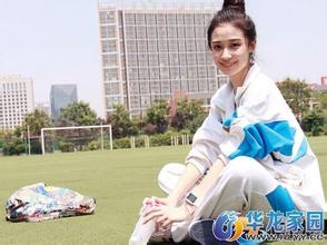 ����������������˭���ݵģ�������Ǹ�������������Ƭ�Աȣ�(2)