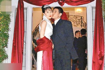 李连杰妻子近照前凸后翘身材超好,利智跟成龙很熟吗什么关系(2)
