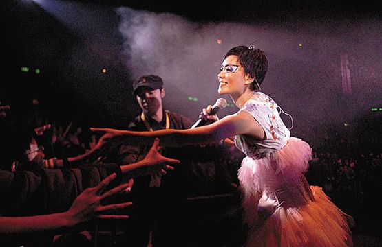 2016王菲演唱会具体什么时候开地点在哪?王菲演唱会票价是多少?(2)