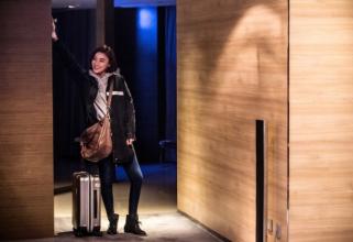 袁姗姗与富二代男友开房身份曝光, 袁姗姗招黑原因马甲线怎么练的(2)