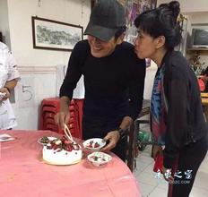 揭周润发老婆陈荟莲什么背景来头, 周润发陈荟莲为什么不生孩子(2)