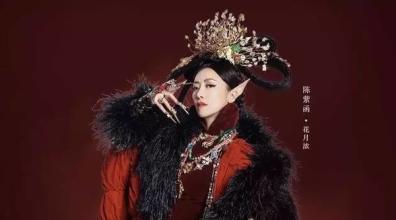 《半妖倾城》幽瞳的扮演者是谁?扮演者米热个人资料整容照片对比(3)
