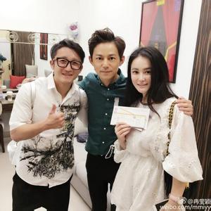 何炅演出被打视频完整版, 揭何炅与打人者什么关系为什么遭打呢?(2)