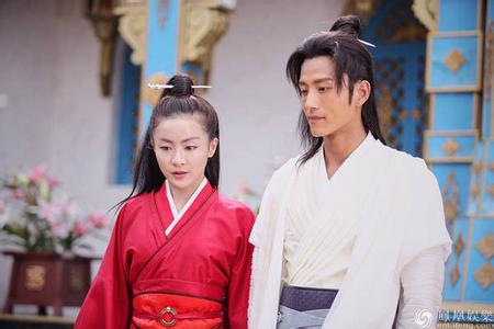 ���±߳����ӡ��ڱ���������ʶ��٣��ҡ��±߳����ӡ����֣�(2)