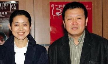 倪萍承认打针整容却得罪整个娱乐圈,倪萍的所有丈夫照片