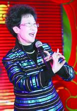 京剧表演艺术家黄孝慈去世原因多大了, 揭黄孝慈资料背景儿子私照(3)
