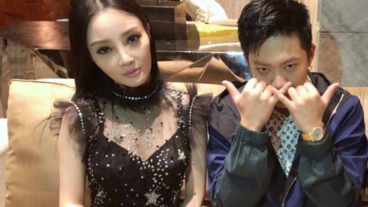 李小璐有多少个前男友染指半个娱乐圈 李小璐离婚了吗新男友是谁