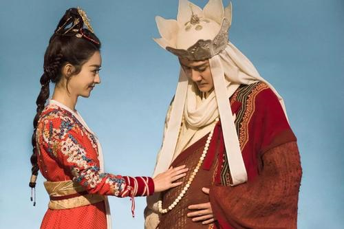 冯绍峰不爱赵丽颖真的假的?从这一点就能看出他们真实关系