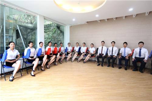 空姐一般嫁了什么人她们都能嫁有钱人吗?空姐一般嫁给这几类人