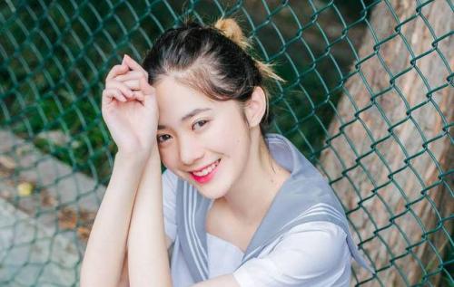 异性缘好的女生特点是什么?异性缘好的女生五种表现情商高惹人爱!