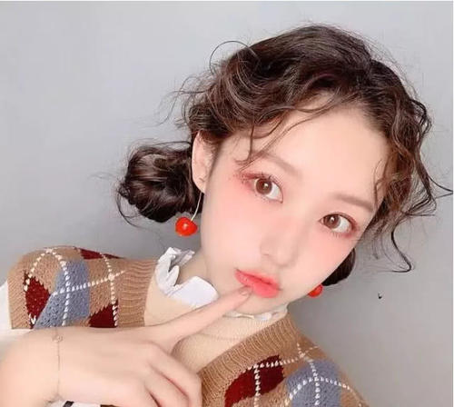 女人想叫你撩的暗示你懂几个?什么样的女人容易撩离不开这几种!