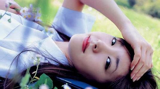 女人学会若即若离有用吗?情人之间怎样若即若离第一条就很实用