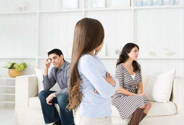 夫妻之间频繁长时间冷战到底会导致什么后果?男人冷战时会痛苦吗