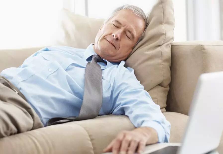 如何根据人睡觉的姿势来判断一个人的性格呢?快来看看吧真的挺准