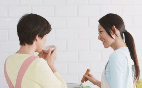 作为一个聪明的婆婆应该如何做才能家庭和睦?不让自己的儿子为难