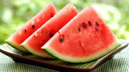 夏天适合吃的时令水果有哪些?夏季吃水果还有哪些禁忌