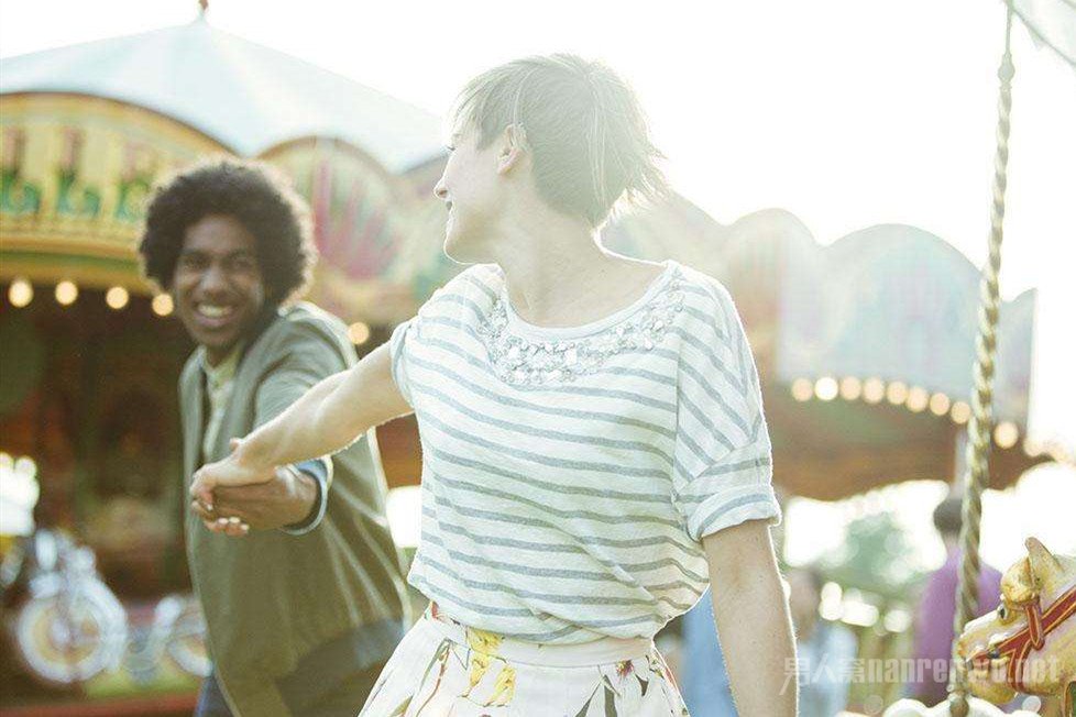 追求女孩子的技巧你知道哪些?怎样正确的追求女孩子?