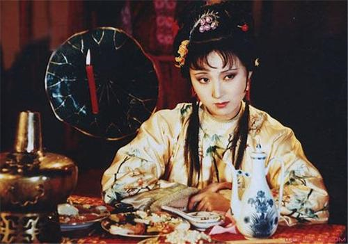 北静王见过林黛玉吗两人什么关系?为什么说北静王喜欢林黛玉