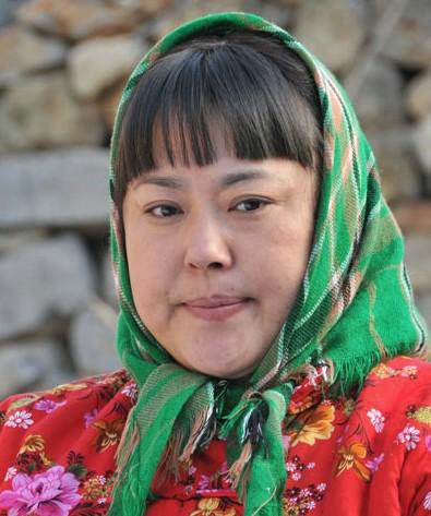 李菁菁现在的生活状态家产多少？李菁菁当初为什么被封杀?