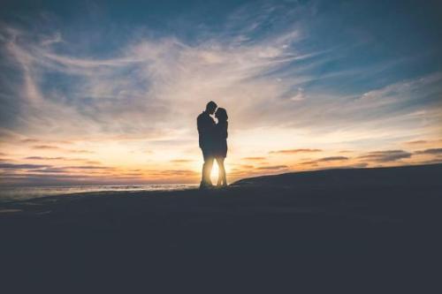 不爱钱的女人才可怕为什么这么说,为什么有的女人不爱钱