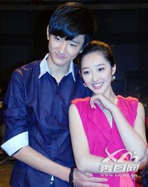 于小彤蒋梦婕公开恋情 于小彤为什么不上大学 于小彤蒋梦婕分手原因