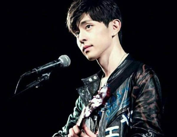 欢乐颂2谢童是谁演的 扮演者邓伦个人资料介绍 欢乐颂2中谢童的扮演者