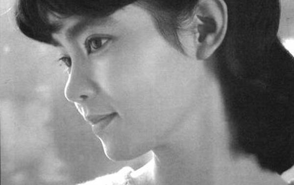 演员潘虹有孩子吗 没有子女是一件很遗憾的事情 潘虹的儿子