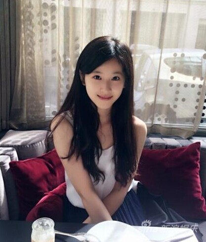 奶茶妹妹与刘强东恋情结束分手费3000万,奶茶妹妹清空微博原因