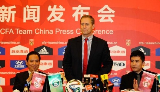 佩兰2015亚洲杯国足名单,乌兹主帅感慨国足很强大,女排球星张常宁