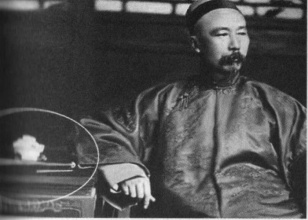 李鸿章的后代今何在 评价李鸿章的功与过 历史上真实的李鸿章
