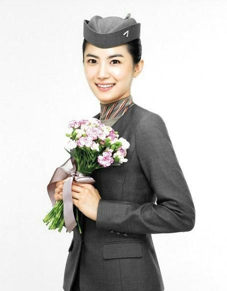 空姐穿过的二手丝袜变卖图,空姐大盘点丝袜配制服真实生活曝光图