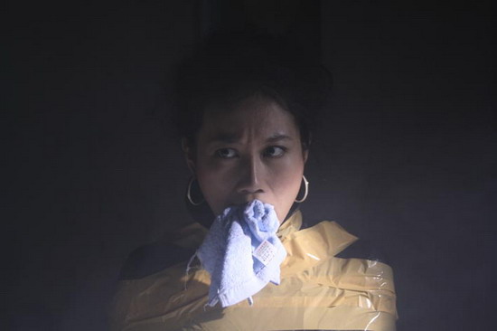 被绑架美女胶带封嘴视频,三名少女遭绑架囚禁 ,绑架要判刑多少年