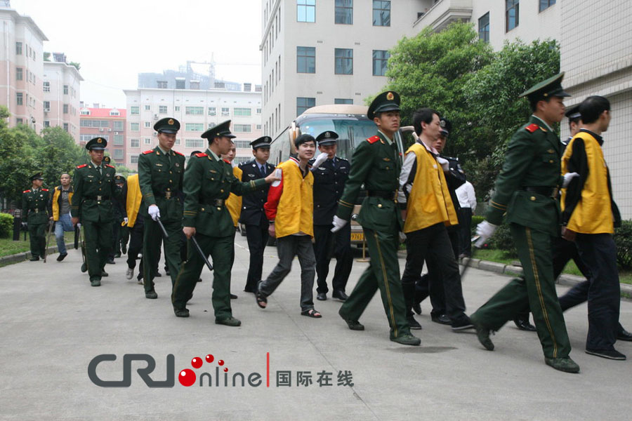 湖南郴州黑帮老大图 郴州公安局里的黑帮大佬 湖南郴州破涉黑案