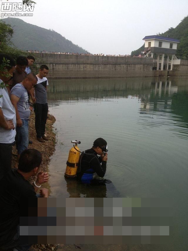 溺水身亡的女人的图片,母亲儿子溺水身亡图,四川女主播溺水身亡