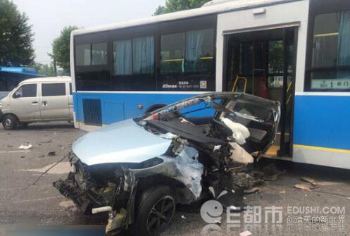 南京宝马飙车案视频图 南京6.20宝马肇事案司法鉴定过程始末