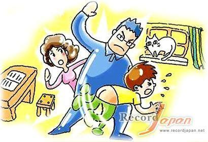 4岁女孩被父亲灼烫虐待图 盘点那些严重父母虐童事件图