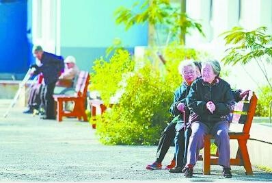 中国需正视人口危机全面爆发 人口与计划生育条例规定