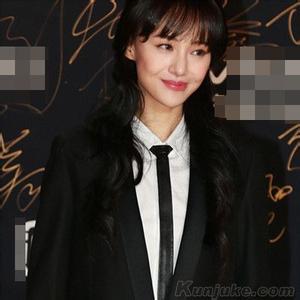 郑爽与天娱解约为什么离开, 郑爽爸爸资料背景如何评价女婿胡彦斌